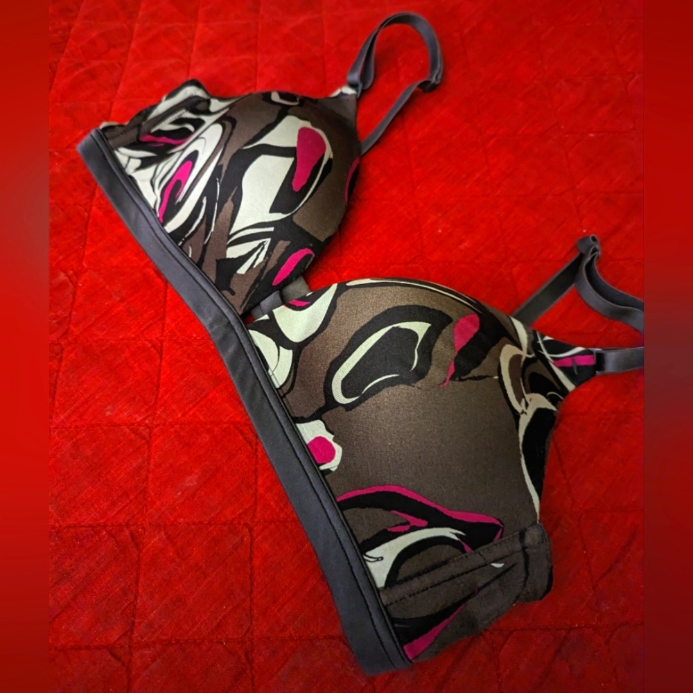 3/$30   NWOT Maidenform Bra
